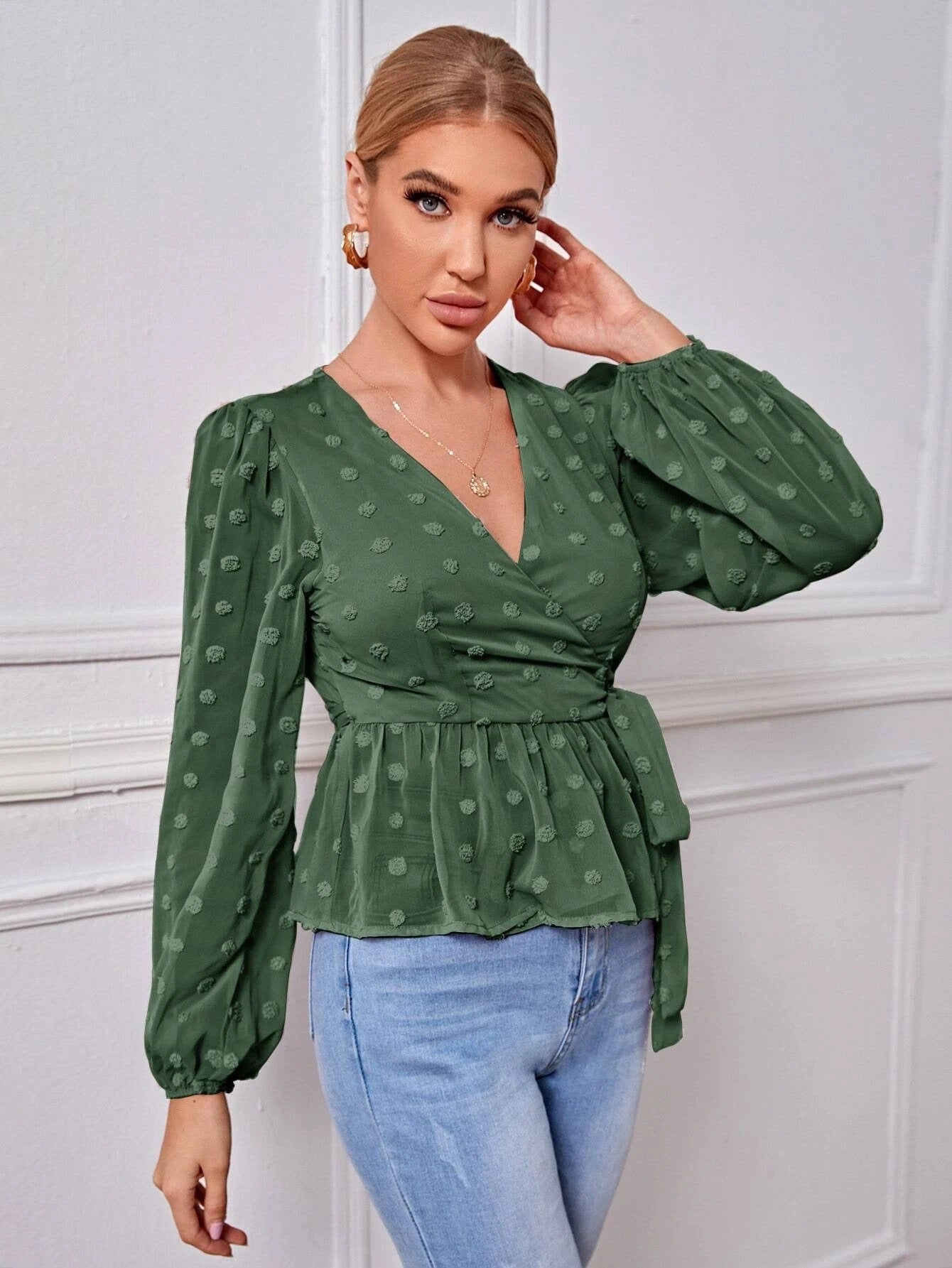 Women V-neck Slim-fit Light Mature Top